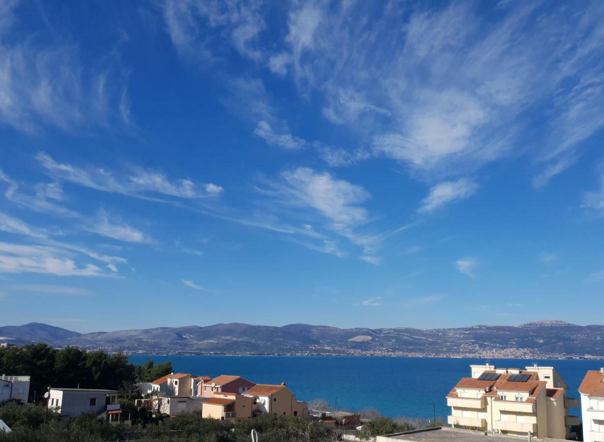 Villa Freya - Vacation House Слатине Экстерьер фото