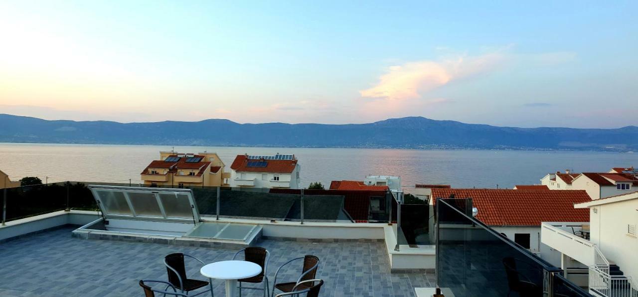 Villa Freya - Vacation House Слатине Экстерьер фото