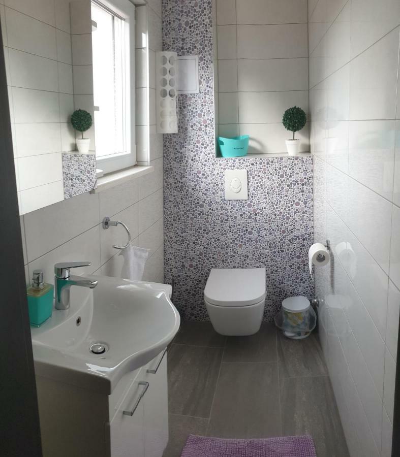 Villa Freya - Vacation House Слатине Экстерьер фото