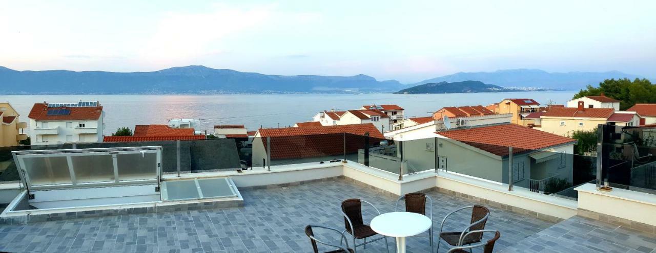 Villa Freya - Vacation House Слатине Экстерьер фото